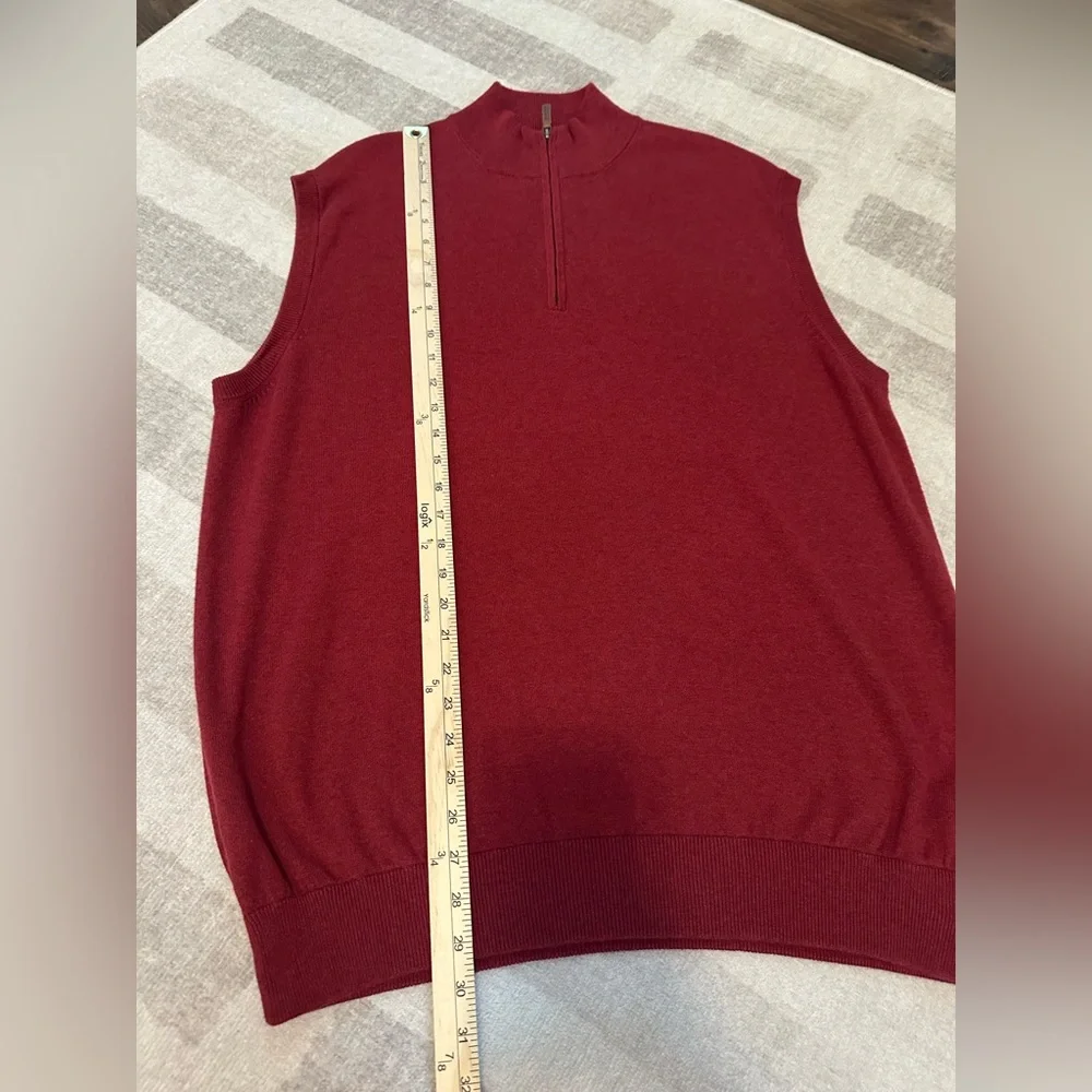 Alashan Men’s Cotton Blend Red Quarter Zip Vest (Size XL)